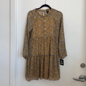 Teen size 14-16 Yellow print dress with slip